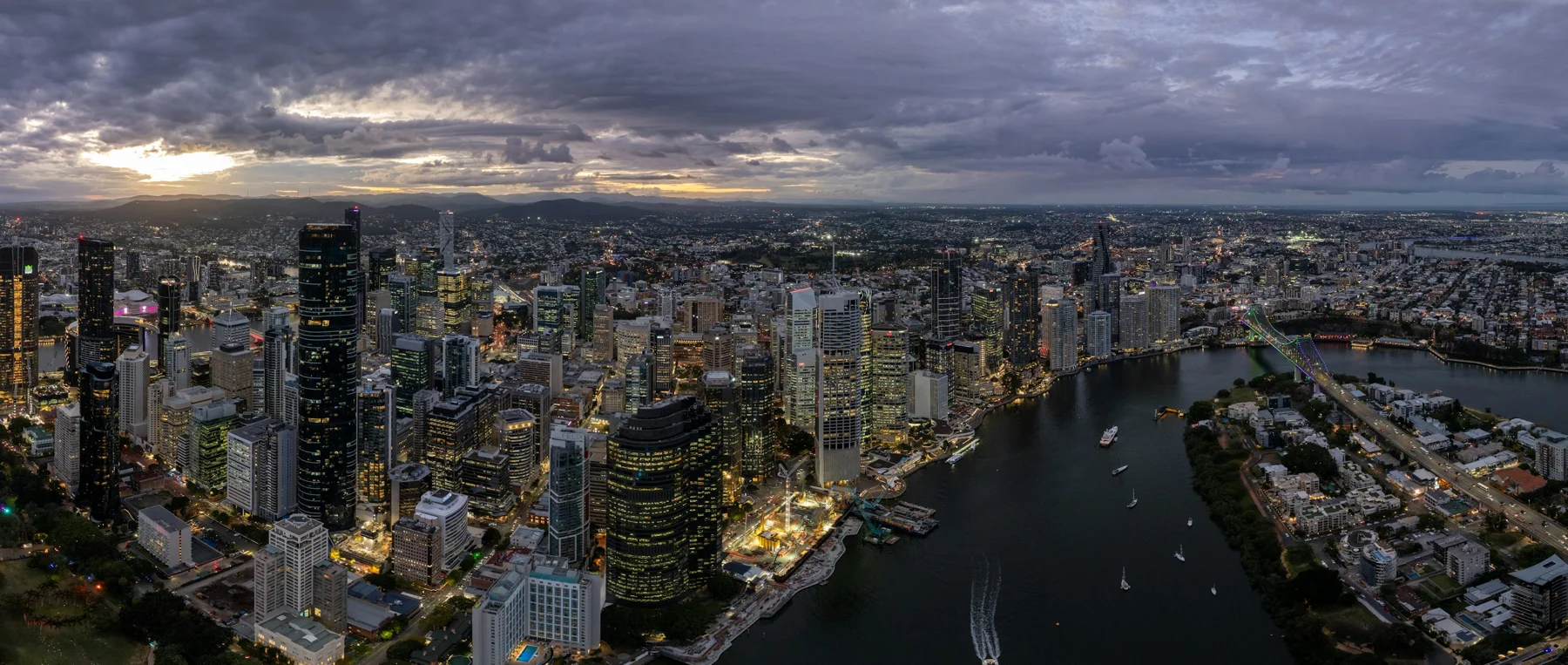 Brisbane’s river and central business district at dusk